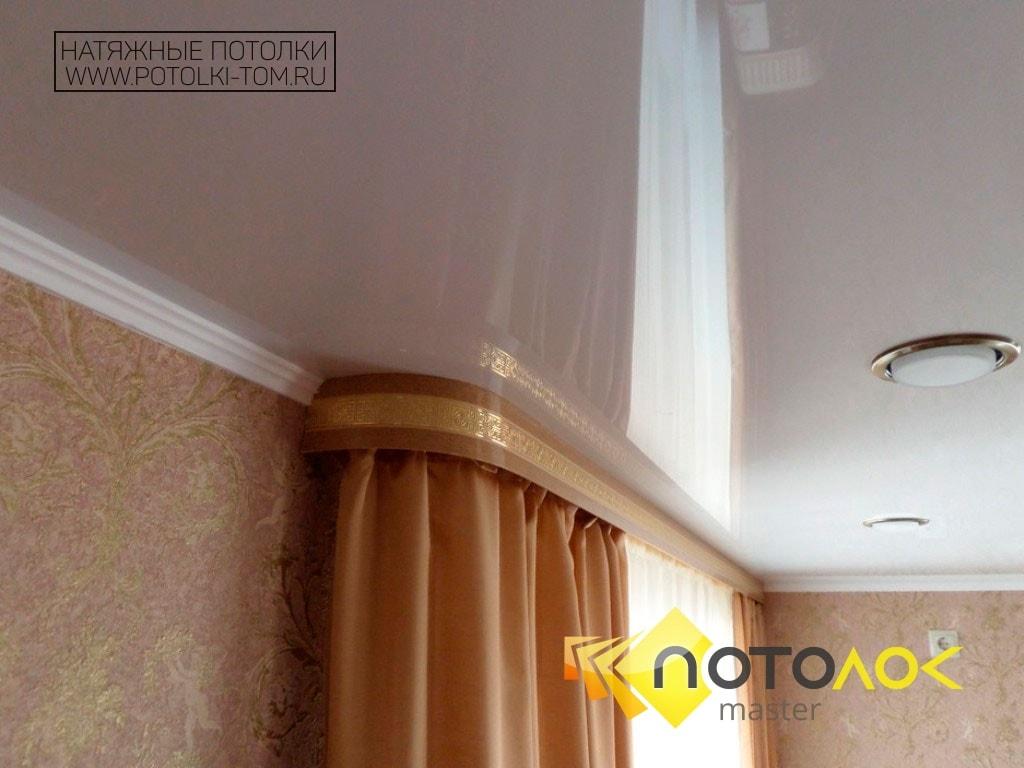 Белый глянцевый натяжной потолок стоимость. Рассчитать стоимость натяжного потолка.